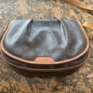 Louis Vuitton Menilmontant PM